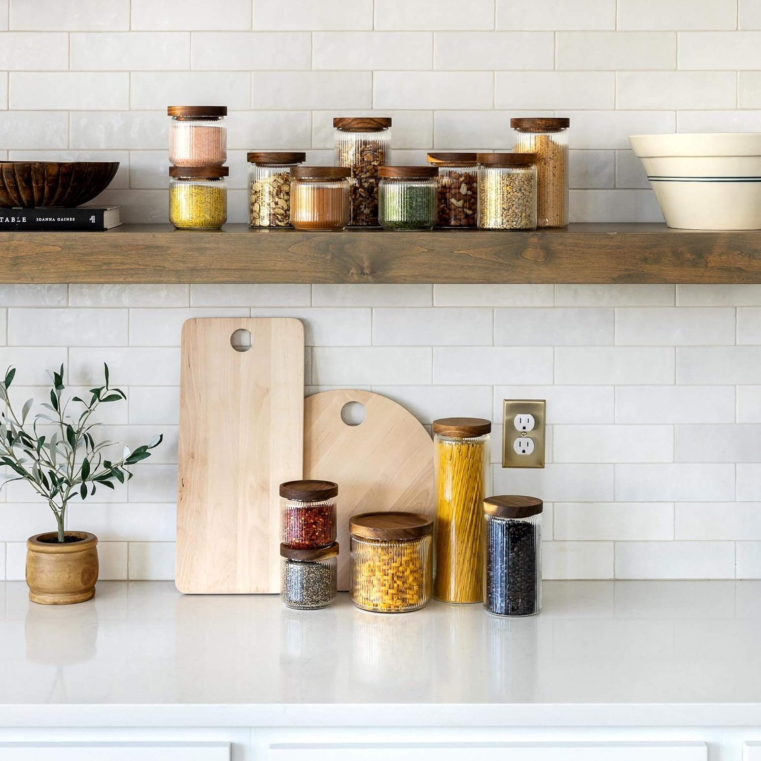 Mason & Fable – Set de Tarros de Vidrio Acanalado con Tapa de Madera (3 uds) - Imagen 4